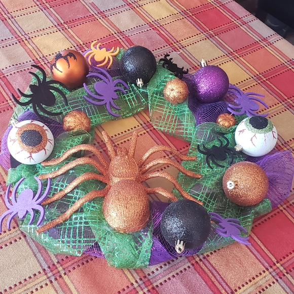 Halloween wreath - Picture 10 of 11